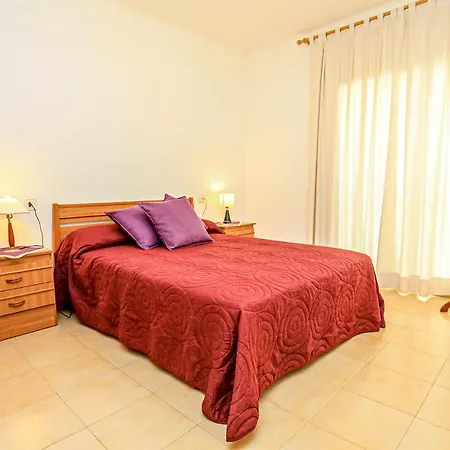 Pins I Mar - Only Families Apartment *